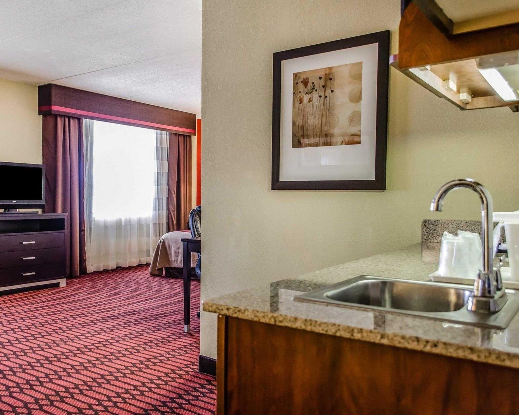 Baymont By Wyndham Hotel Harrisburg