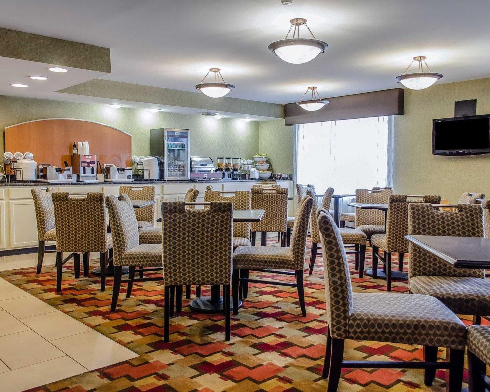 Baymont By Wyndham Hotel Harrisburg